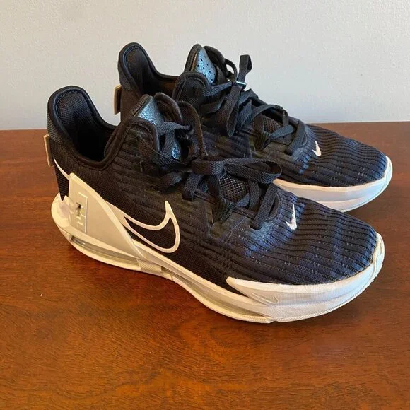 Men's Lebron Witness 6 Basketball Shoes - Picture 3 of 8